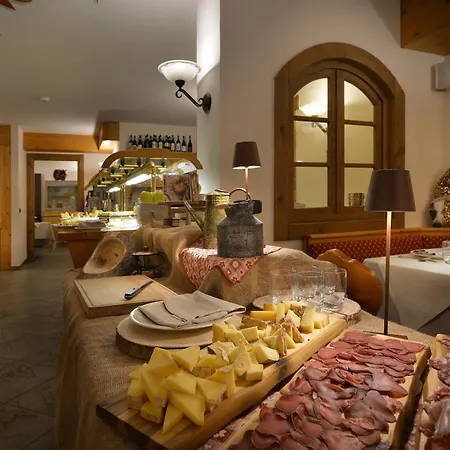 Otel Primula 3*