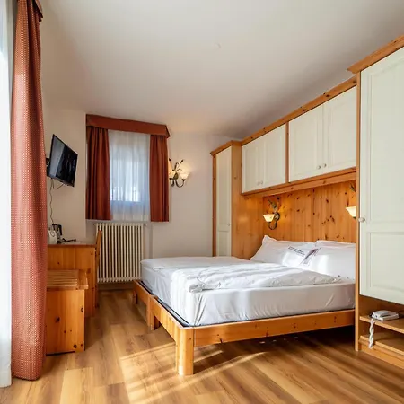 Otel Primula 3*