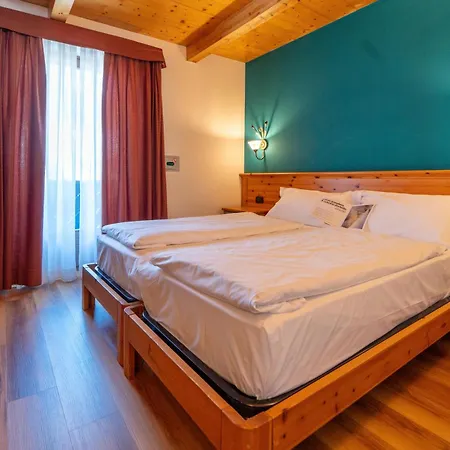 Otel Primula 3*