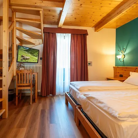 Primula Otel